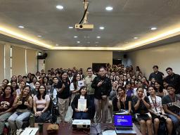 A very strong turn out by UP Cebu students